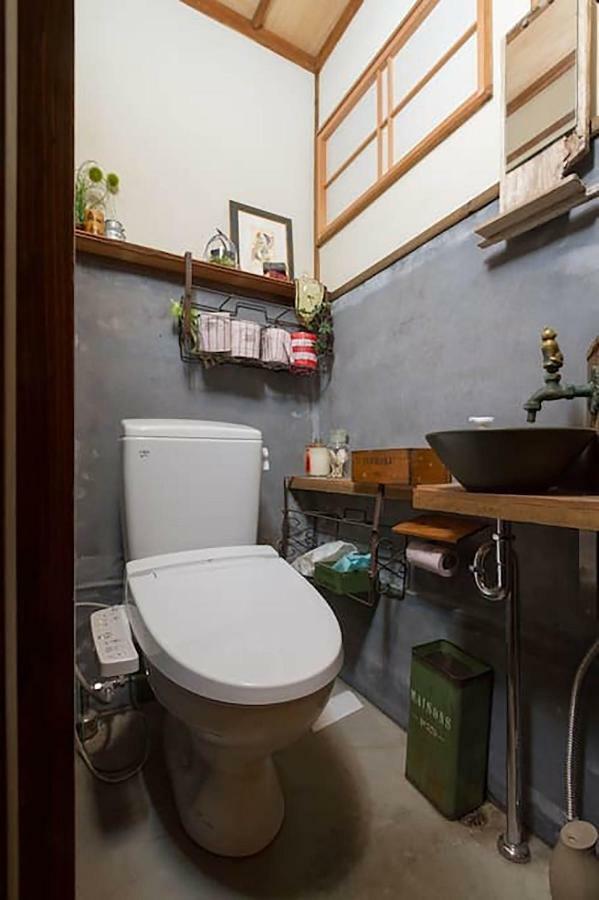 Hotel Bar併設の仕掛け満載忍者ハウス!Wi-Fi!天王寺電車で15分!帝塚山四丁目駅3メートル! Ōsaka Exterior foto